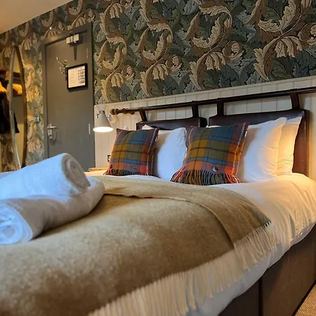 The Forresters Arms Kilburn Inn 4*
