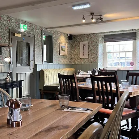The Forresters Arms Kilburn Inn