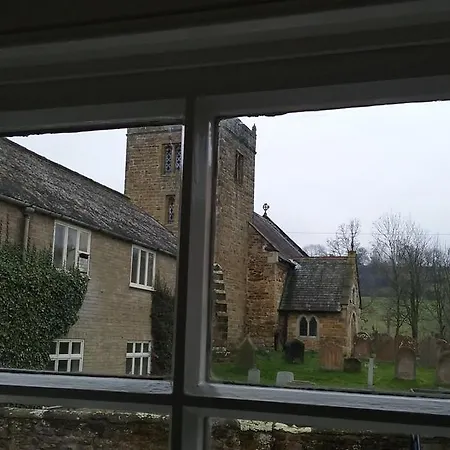 여관 The Forresters Arms Kilburn (North Yorkshire)