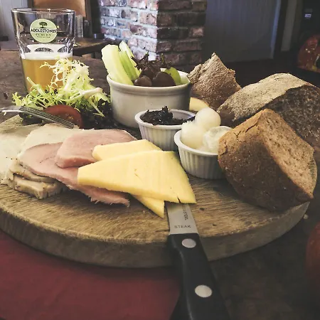 The Forresters Arms Fogadó