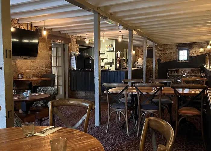 Inn The Forresters Arms 3*