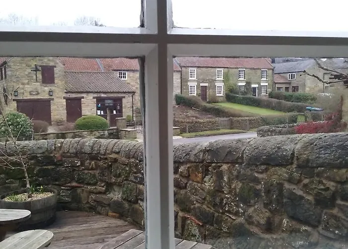 Inn The Forresters Arms